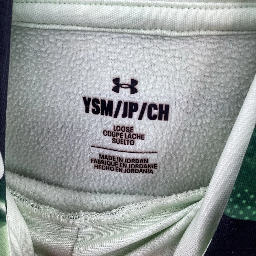 Youth Under Armour Camo‎ Performance Hoodie Small Green